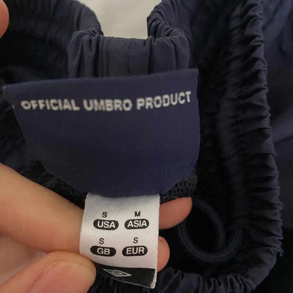 UMBRO Republic of National Football Team Pants - Picture 4 of 5